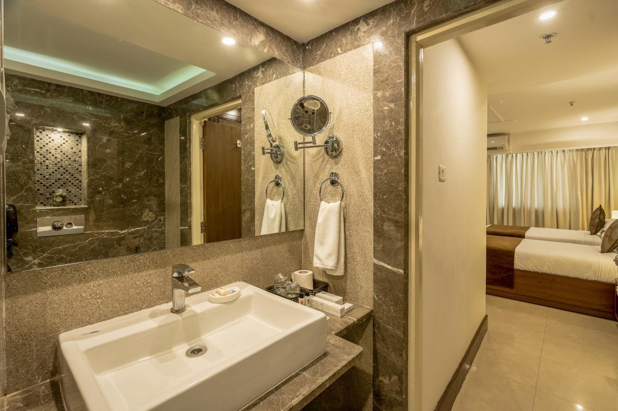 Ivory Tower Hotel Bangalore Ngoại thất bức ảnh